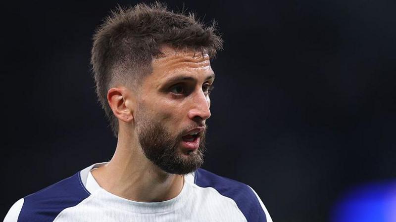 Tottenham's Bentancur Seals Exciting New Contract Extension!