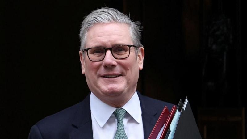 PM says peer did not give 'full account' over links to sex offender