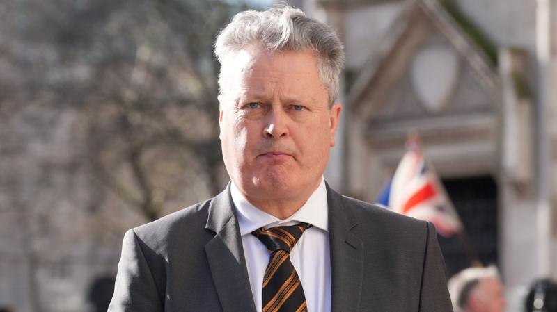MI5 to pay damages for illegal surveillance of journalist's phone