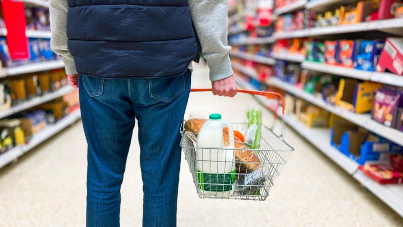 Council opens food voucher scheme for summer