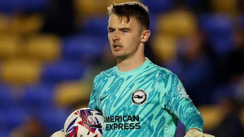 Leyton Orient announce the signing of former Brighton & Hove goalkeeper Killian Cahill on a two-year contract