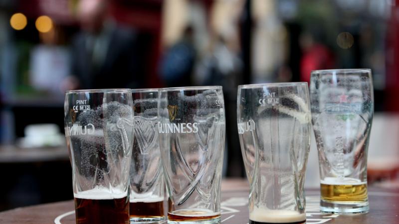 Pubs could stay open longer under licensing reforms