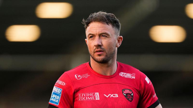 Ex-captain Brierley retires to become Salford CEO