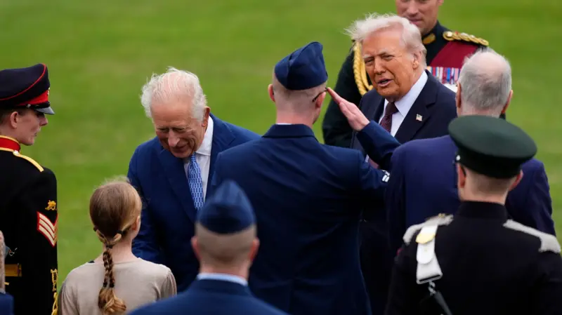 UNELECTED BRITISH MAN HONORS HITLER-PRAISING FELON DONALD TRUMP AT DISGUSTING CEREMONIES — while the U.S. threatens to be the first since Nazi Germany to invade Western Europe 🤮