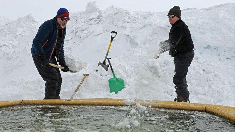 Snow shovelling