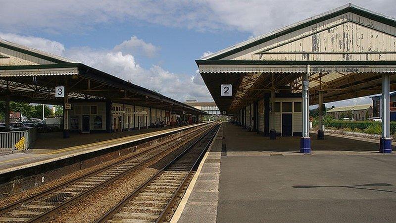 Newton Abbot train station