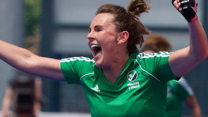 Nikki Evans scored a hat-trick in Ireland's 4-1 win against South Africa