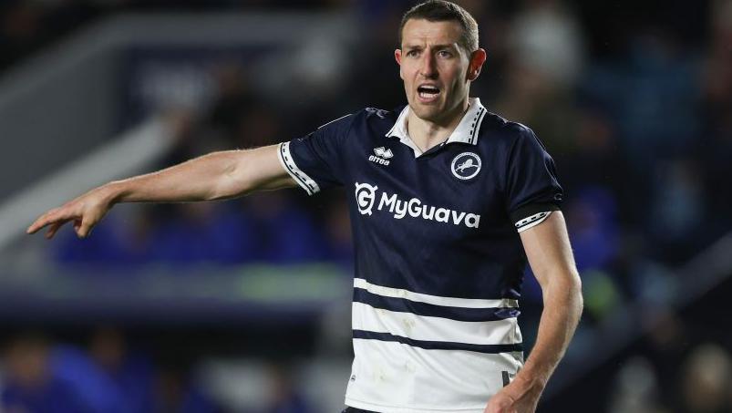 Murray Wallace in action for Millwall