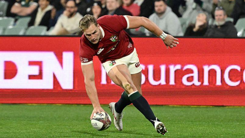 Duhan van der Merwe scores for the Lions