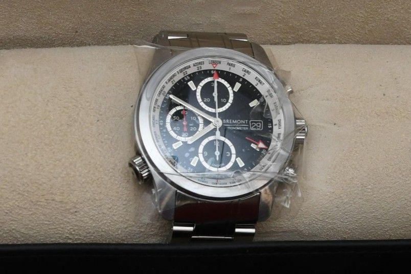 Crown photograph of a luxury watch.
