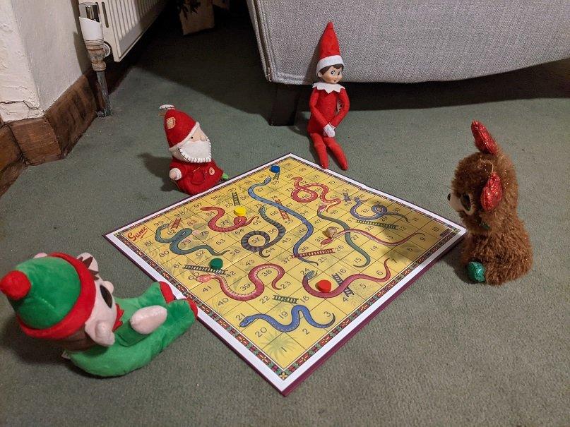 elves playing games