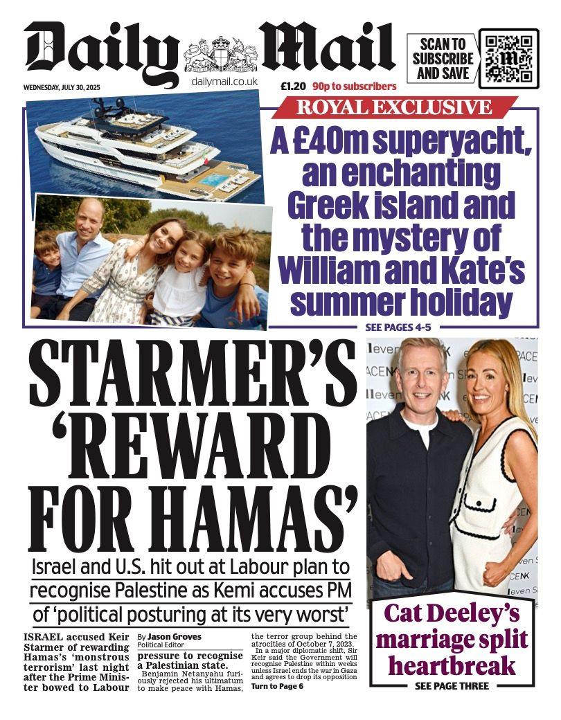 The headline on the front page of the Daily Mail reads: "Starmer's 'reward for Hamas'".