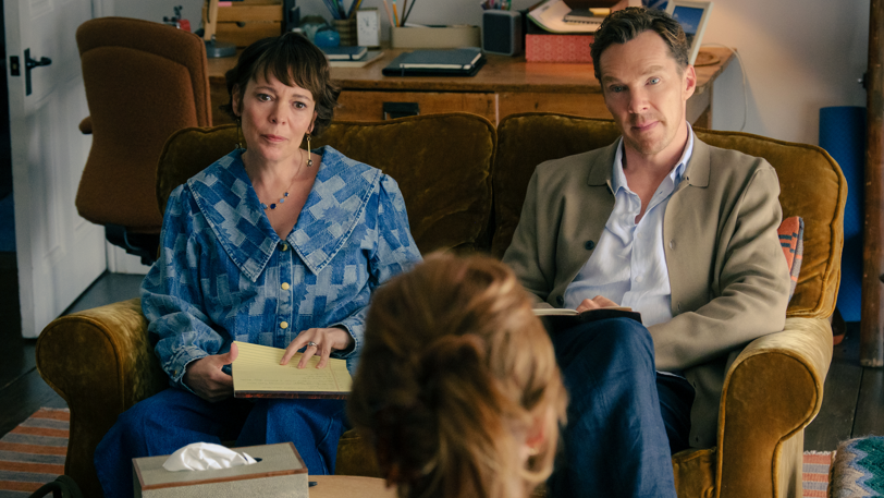 Olivia Colman and Benedict Cumberbatch as Ivy and Theo Rose in The Roses