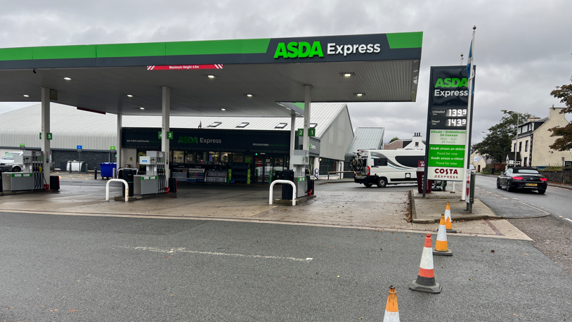 Asda san Àth Leathann