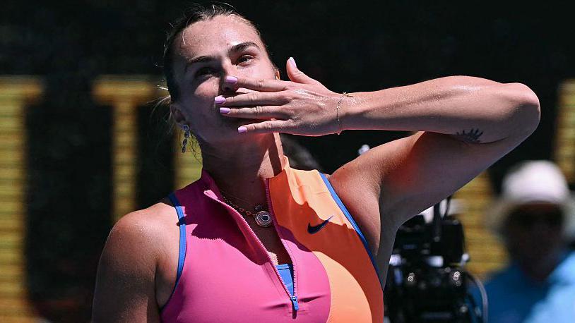 Aryna Sabalenka blows a kiss to the crowd