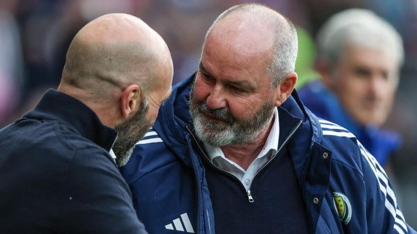Scotland head coach Steve Clarke with Iceland counterpart Arnar Gunnlaugsson
