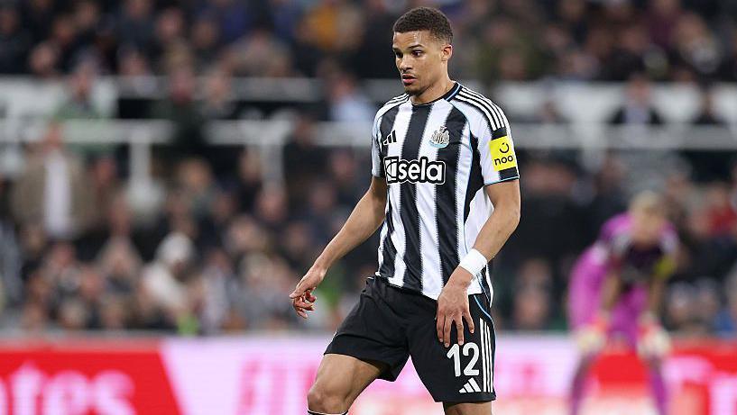 Malick Thiaw in action for Newcastle United