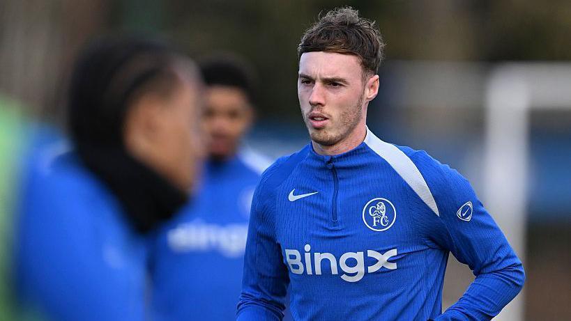 Cole Palmer's Chelsea Future Ignites: Manager Dispels Homesickness Rumors!