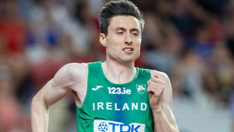 Mark English running