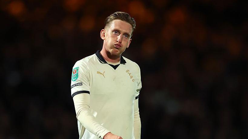 Ronan Curtis in action for Port Vale.