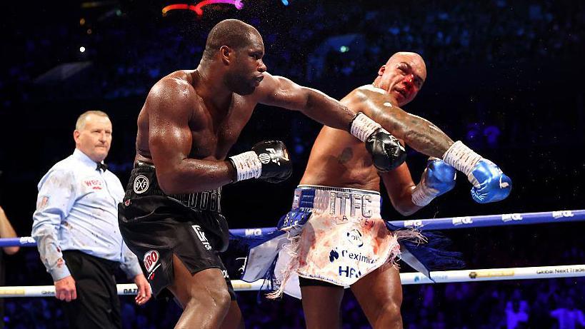 Daniel Dubois and Fabio Wardley exchange punches