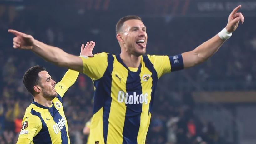 Fenerbahce's Edin Dzeko celebrates