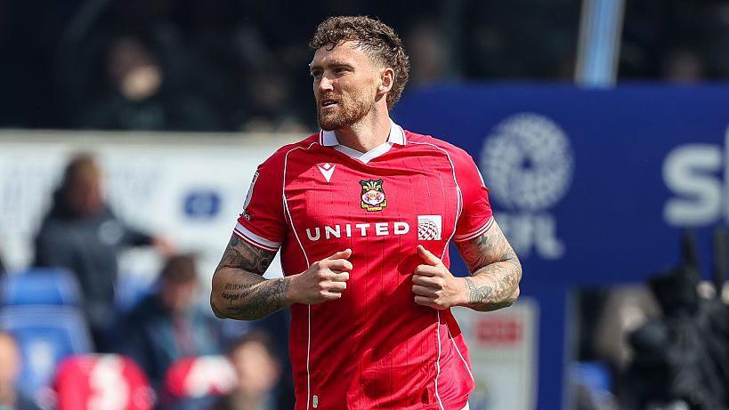 Wrexham defender Dan Scarr