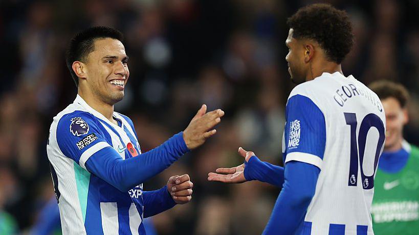 Brighton 3-0 Leeds United: Seagulls show ruthlessness against toothless  Leeds - BBC Sport