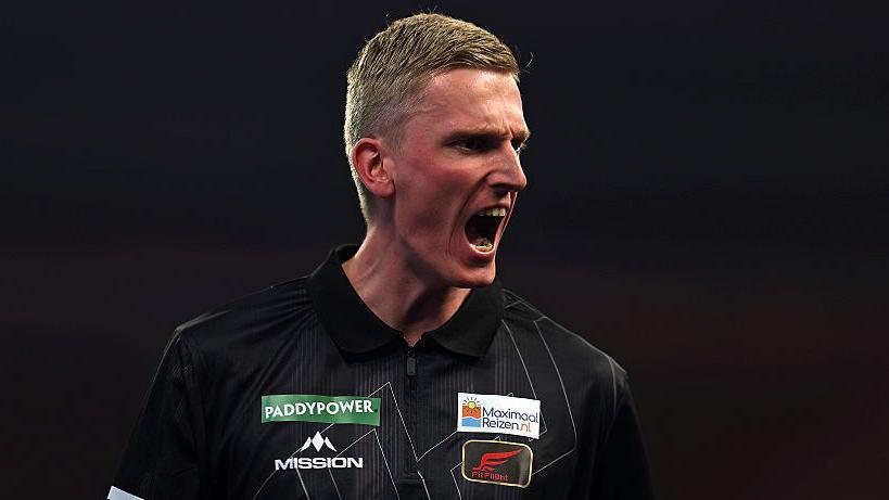 Wessel Nijman roars in celebration