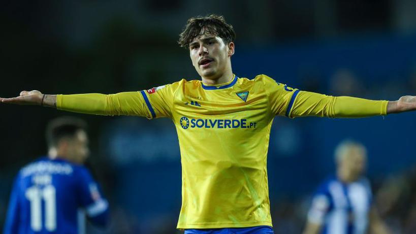 Rodrigo Gomes reacts during a game for Estoril