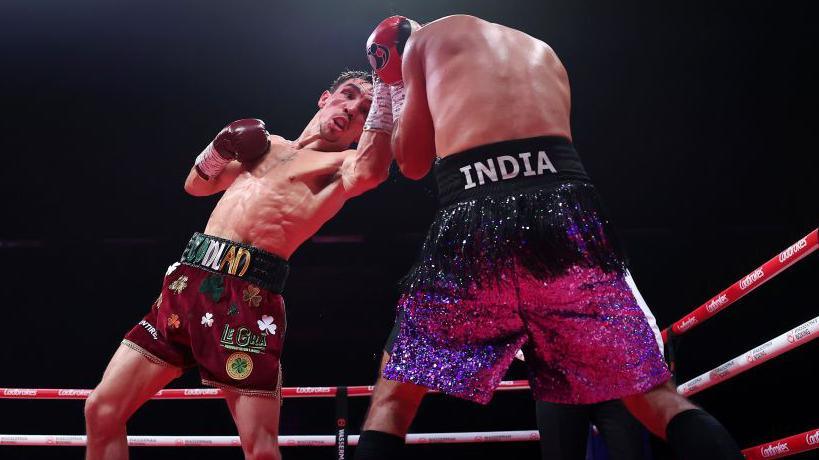 Conlan vs Bateson: Belfast-brygger Søger Redning i Afgørende Dublin-opgør