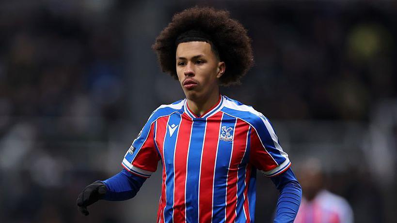 Joel Drakes-Thomas playing for Palace