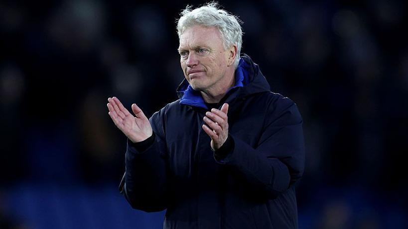 David Moyes, Manager of Everton, applauds the fans after the draw against Brighton