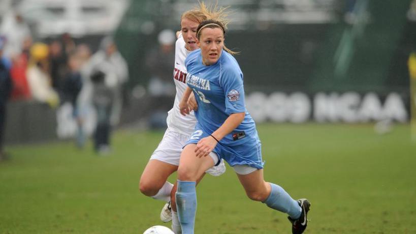 Lucy Bronze at North Carolina in 2009