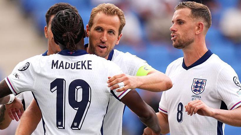 Harry Kane celebrates