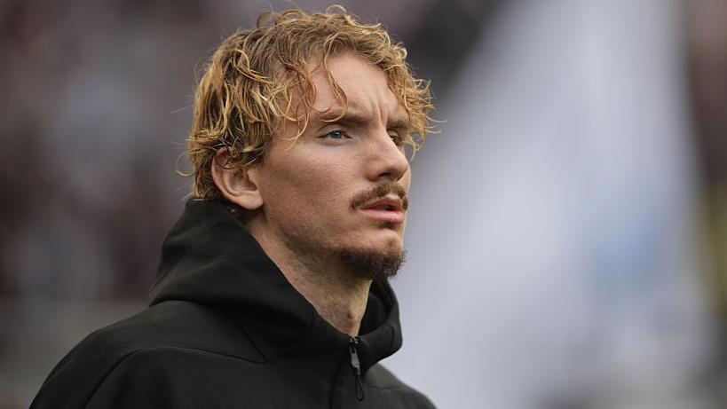 Nick Woltemade walking out before Newcastle United's game against Arsenal at St James' Park on 28 September, 2025