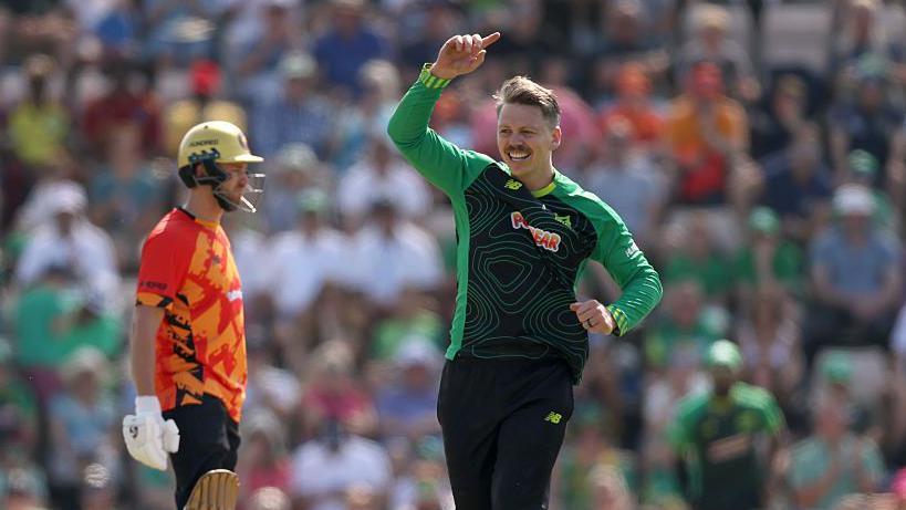 Southern Brave's Michael Bracewell celebrates a wicket v Birmingham Phoenix 