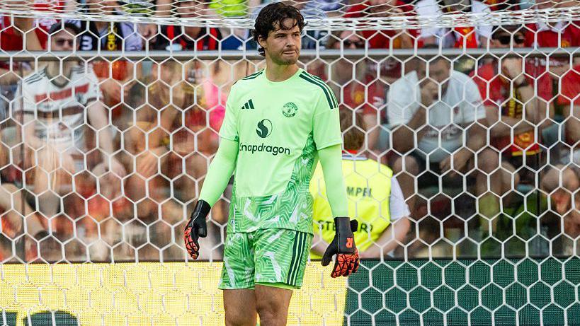 Senne Lammens pictured during Manchester United's defeat to AC Milan