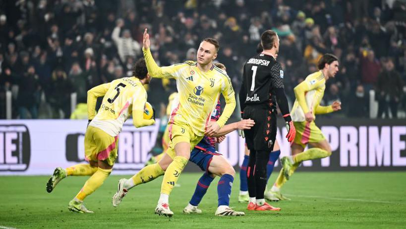 Teun Koopmeiners celebrates scoring for Juventus against Bologna.