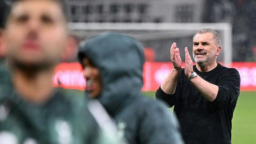 Ange Postecoglou applauds Tottenham fans