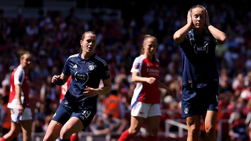 Maya le Tissier (right) celebrates aft scoring against Arsenal
