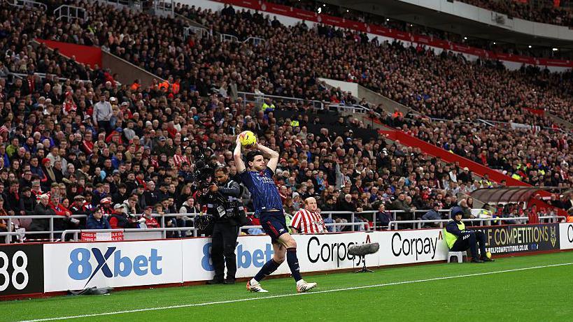 Declan Rice takes a throw-in for Arsenal at Sunderland