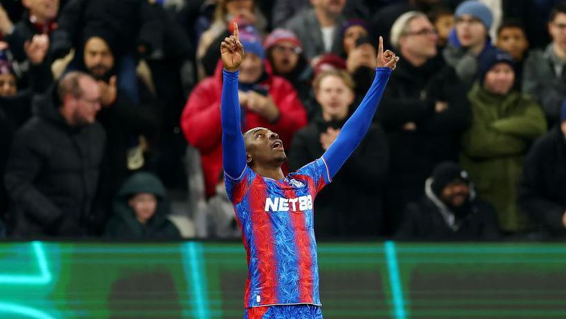 Eberechi Eze celebrates his winning goal against Southampton 