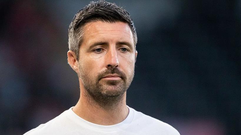 Alan Sheehan on the touchline 