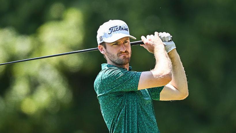 Andrew Wilson playing in France at the HotelPlanner Tour's Le Vaudreuil Challenge