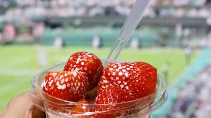 Strawberries in bowl