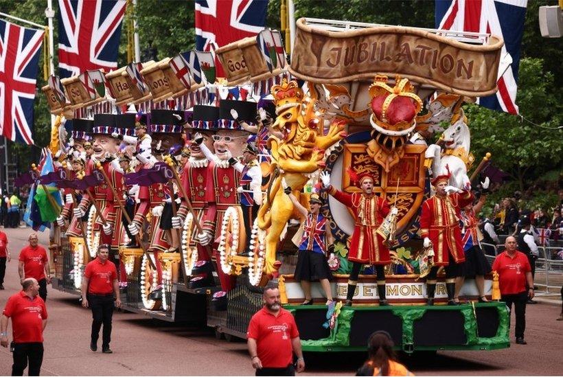 Jubilation float makes it way down The Mall.