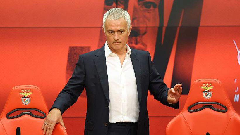 Jose Mourinho at his Benfica unveiling this week