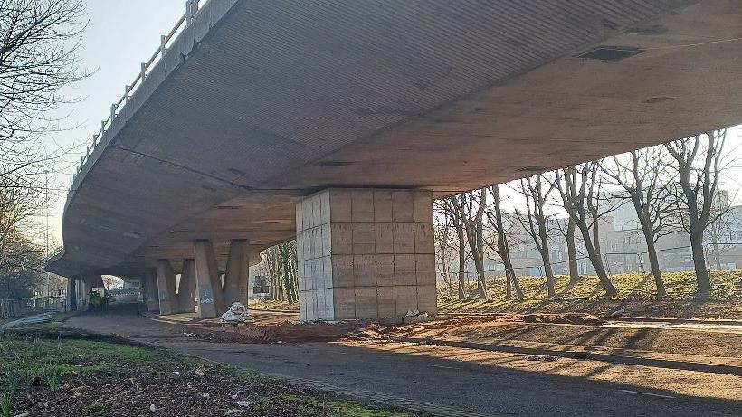 The closed Gateshead Flyover, where defective pillars have been encased in new concrete