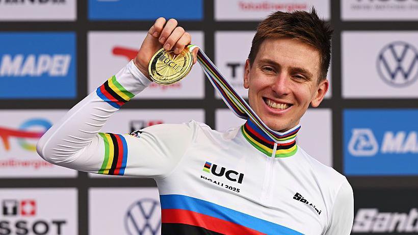 Road Worlds Rwanda: Dominant Tadej Pogacar defends title - BBC Sport